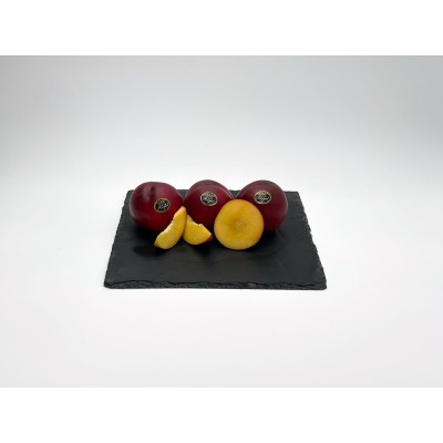 Nectarine jaune